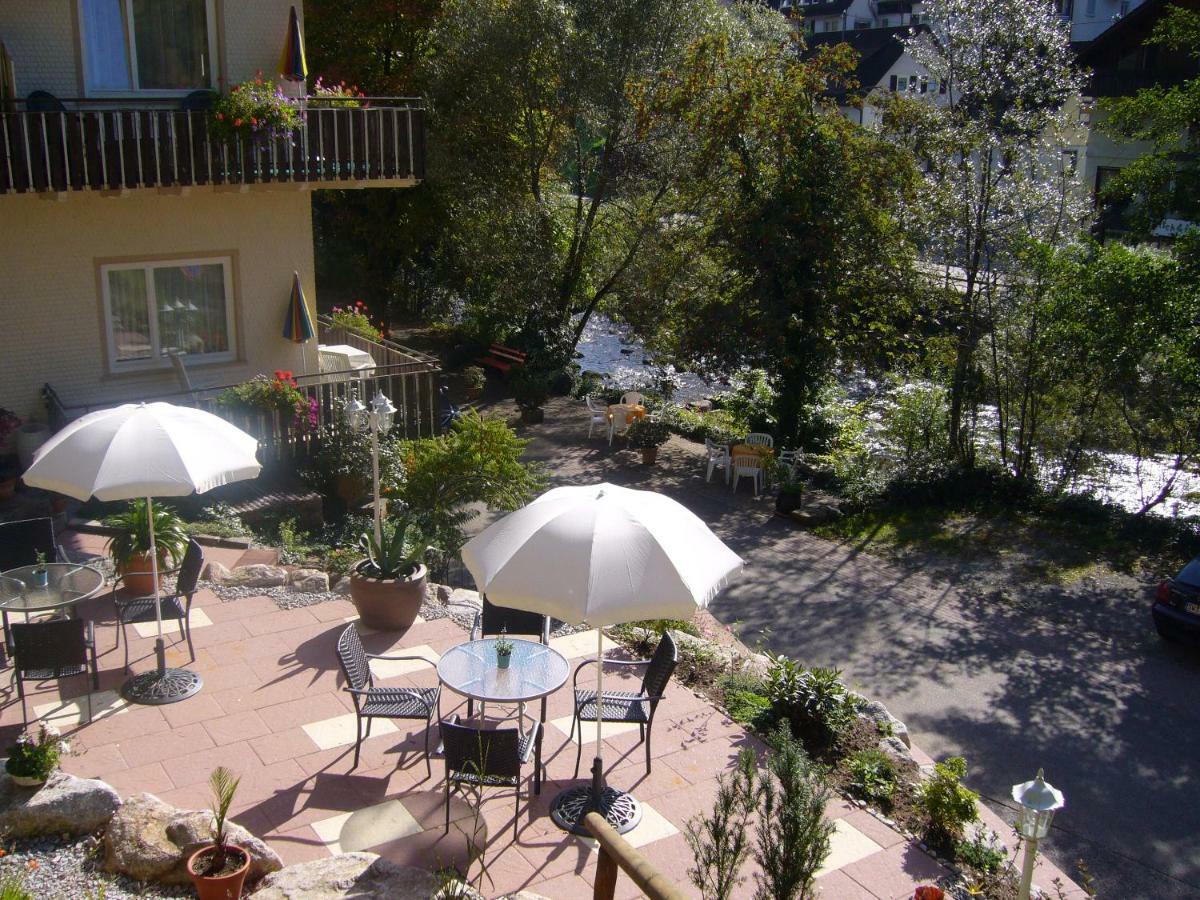Adieu Alltag: Pension Oesterle Im Schwarzwald Schonmunzach المظهر الخارجي الصورة